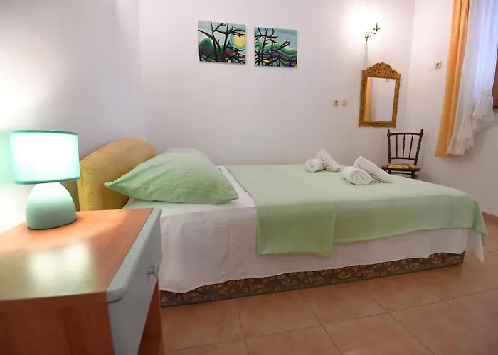 Rose Apartment