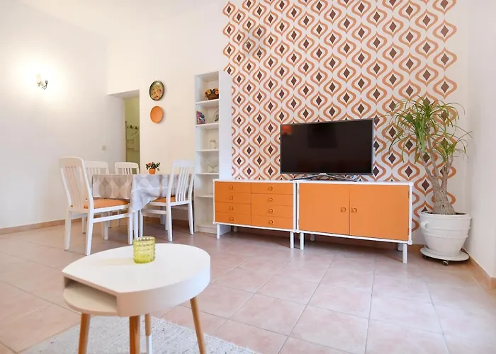 Rose Apartment