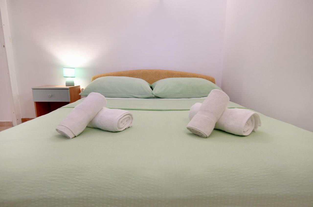 Apartament Rose *